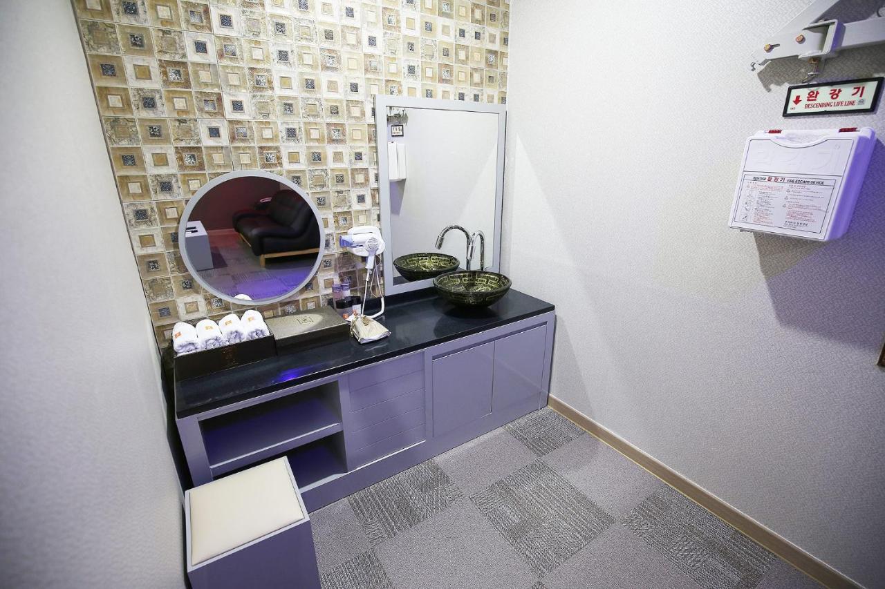 Iris Hotel Seosan Eksteriør bilde